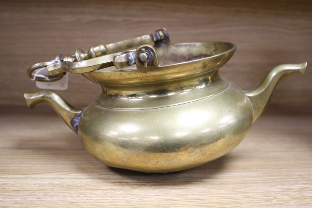 A 16th / 17th century Flemish brass lavabo, Diam.12in.